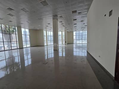 عقارات تجارية اخرى  للايجار في قلب الدوحة، الدوحة - عقار تجاري للإيجار في قلب الدوحة - 625 متر مربع