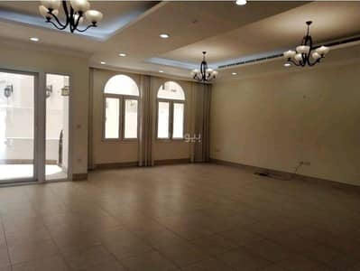 5 Bedroom Villa for Rent in West Bay, Doha - 5 Bedrooms Villa For Rent in West Bay, Doha