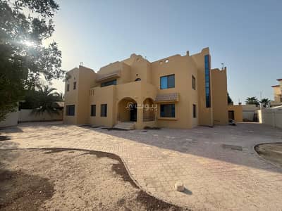6 Bedroom Villa for Rent in West Bay, Doha - 6 Bedrooms Villa For Rent West Bay, Doha