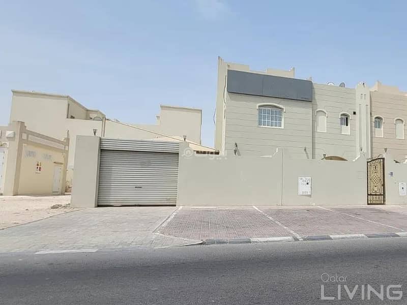 5 Bedrooms Villa For Rent in Al Soudan, Doha