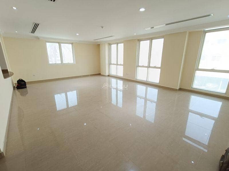 4 Bedrooms Apartment For Rent in Old Airport, Doha