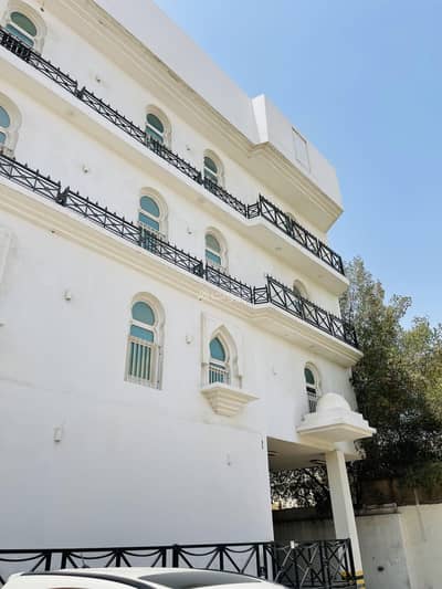 2 Bedroom Apartment for Rent in Old Airport, Doha - Spacious 2 bed 1 bath available in old airport ( Mathar) family or executive