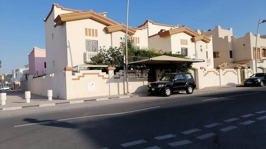 5 Bedrooms Villa For Rent Al Thumama Doha