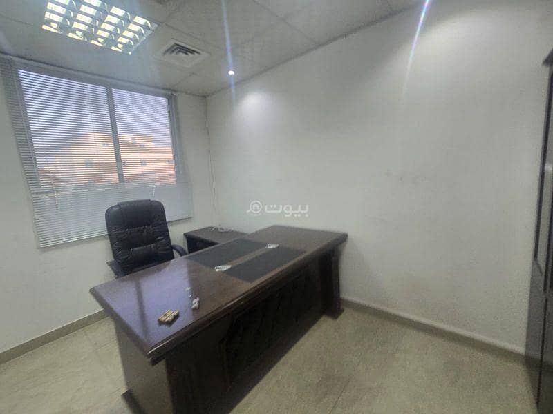 عقار تجاري للإيجار في الوكرة