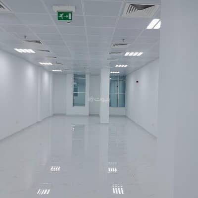 عقارات تجارية اخرى  للايجار في المطار القديم، الدوحة - عقار تجاري للإيجار في المطار القديم، الدوحة