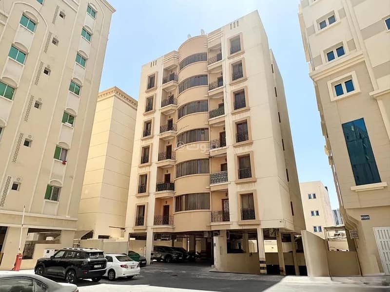 2 Bedrooms Apartment For Rent Al Muntazah, Doha