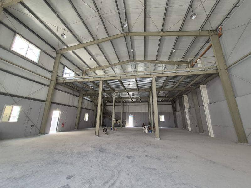 مساحة تجارية للإيجار في الوكرة