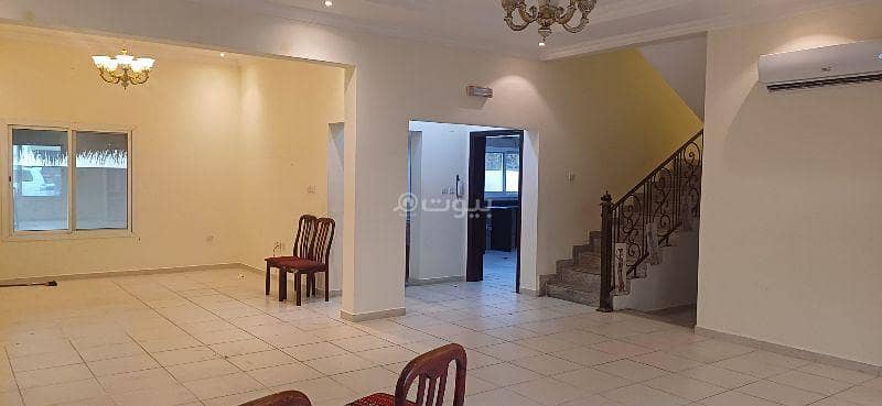 فيلا مكونة من 5 غرف نوم للإيجار في عين خالد، الدوحة فيلا مكونة من 5 غرف نوم للإيجار في عين خالد، الدوحة