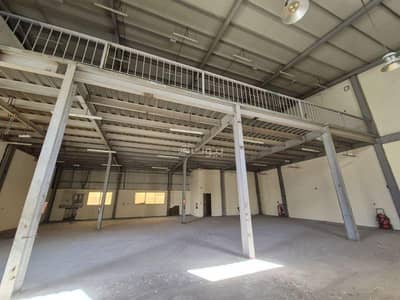 عقارات تجارية اخرى  للايجار في الوكرة، الوكرة - محل تجاري للإيجار في الوكرة