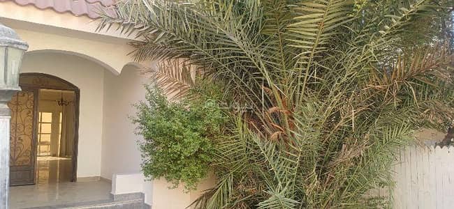 5 Bedroom Villa for Rent in Ain Khaled, Doha - 5 Bedroom Villa For Rent in Ain Khaled, Doha