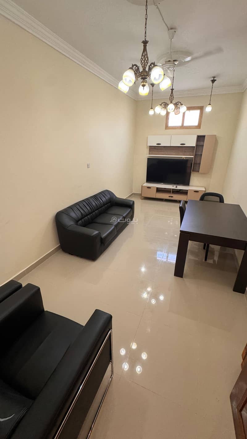 فيلا بغرفة نوم واحدة للإيجار في الخور