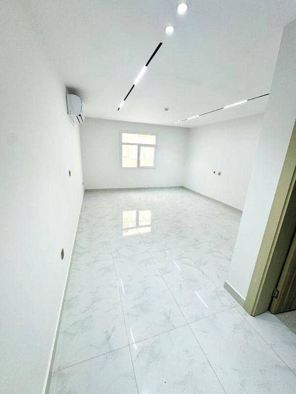 3 Bedrooms Apartment For Rent Madinat Khalifa, Doha