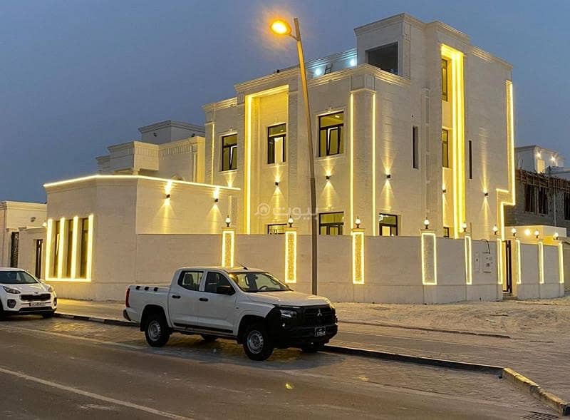 7 Bedrooms Villa For Sale in Al Thumama, Doha 7 Bedrooms Villa For Sale in Al Thumama, Doha