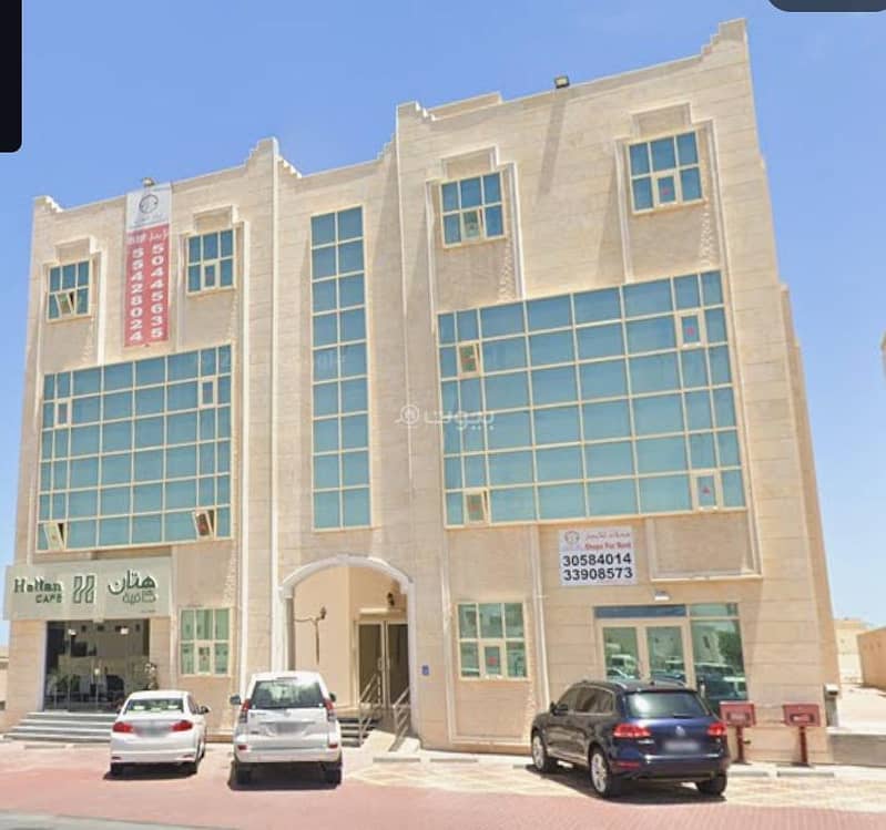 شقة مكونة من 3 غرف نوم للإيجار في الوكرة