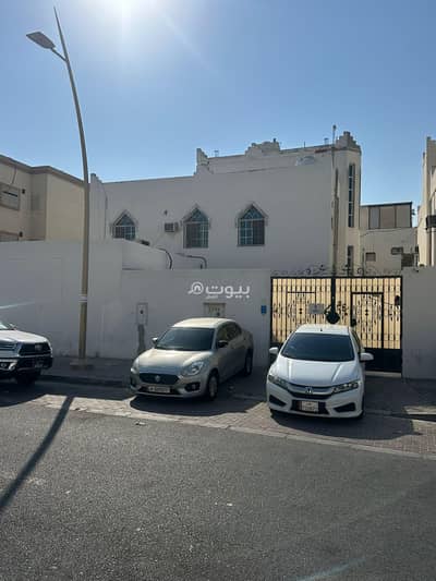6 Bedroom Villa for Sale in Al Gharrafa, Doha - 6 Bedroom Villa for Sale in Al Gharrafa, Doha