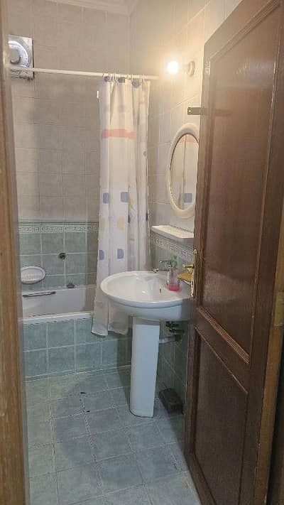 شقة 2 غرفة نوم للايجار في المطار القديم، الدوحة - شقة من غرفتي نوم للإيجار في مطار القديم، الدوحة