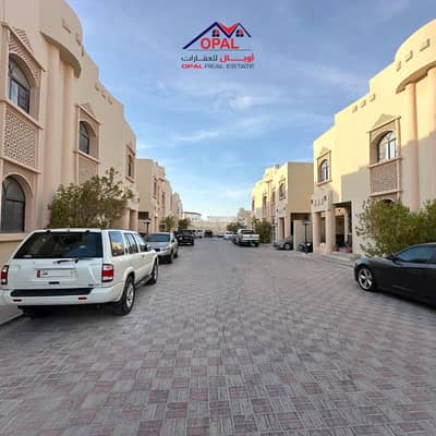 فیلا 5 غرف نوم للايجار في أم صلال، أم صلال - للإيجار فيلا داخل مجمع في الصخامة