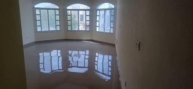 فلیٹ 3 غرف نوم للايجار في فريج بن عمران، الدوحة - شقة من 3 غرف نوم للإيجار في فريج بن عمران، الدوحة