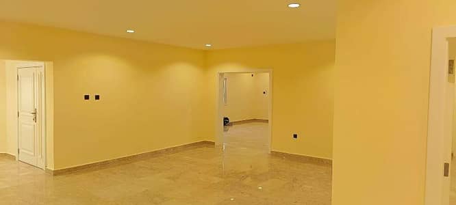 فیلا 5 غرف نوم للايجار في النعيجة، الدوحة - فيلا مكونة من 5 غرف نوم للإيجار في النويجة، الدوحة