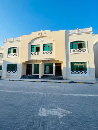 فیلا 6 غرف نوم للايجار في عين خالد، الدوحة - فيلا مكونة من 6 غرف نوم للإيجار في عين خالد، الدوحة