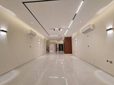 فیلا 5 غرف نوم للايجار في عين خالد، الدوحة - فيلا 5 غرف نوم للإيجار عين خالد الدوحة