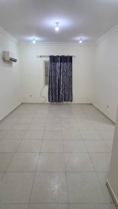 2 Bedroom Flat for Rent in Madinat Khalifa, Doha - 2 Bedrooms Apartment For Rent in Madinat Khalifa, Doha
