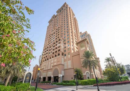 2 Bedroom Flat for Rent in The Pearl-Qatar, Doha - 2 Bedrooms Apartment for Rent The Pearl-Qatar, Doha