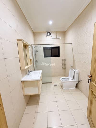 2 Bedroom Villa for Rent in Old Airport, Doha - Huge 2 bed 2 bath Available in old airport with main kitchen